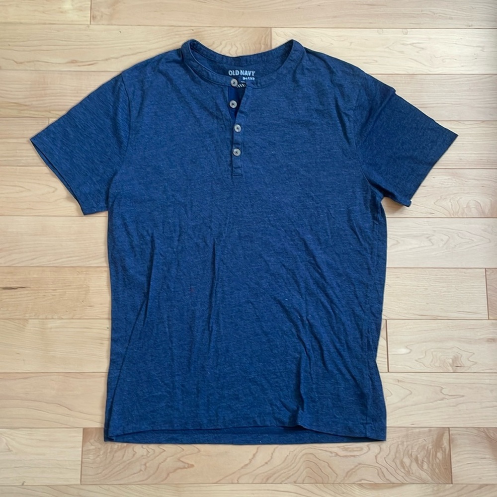 Old Navy Men’s Navy Short Sleeve Button Henley